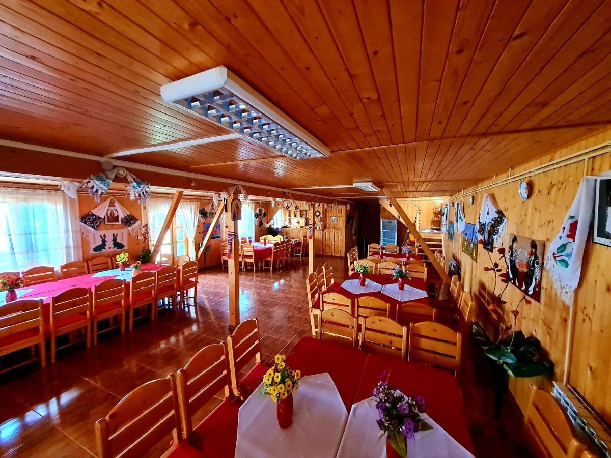 Pensiunea Sanziana Hotel Орадеа Екстериор снимка